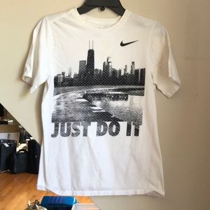 Nike Chicago T-shirt boys XL